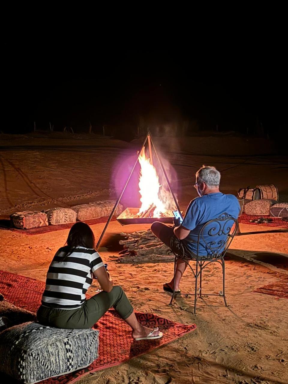 Вилла Sahara Vibes Luxury Camp Мерзуга Экстерьер фото