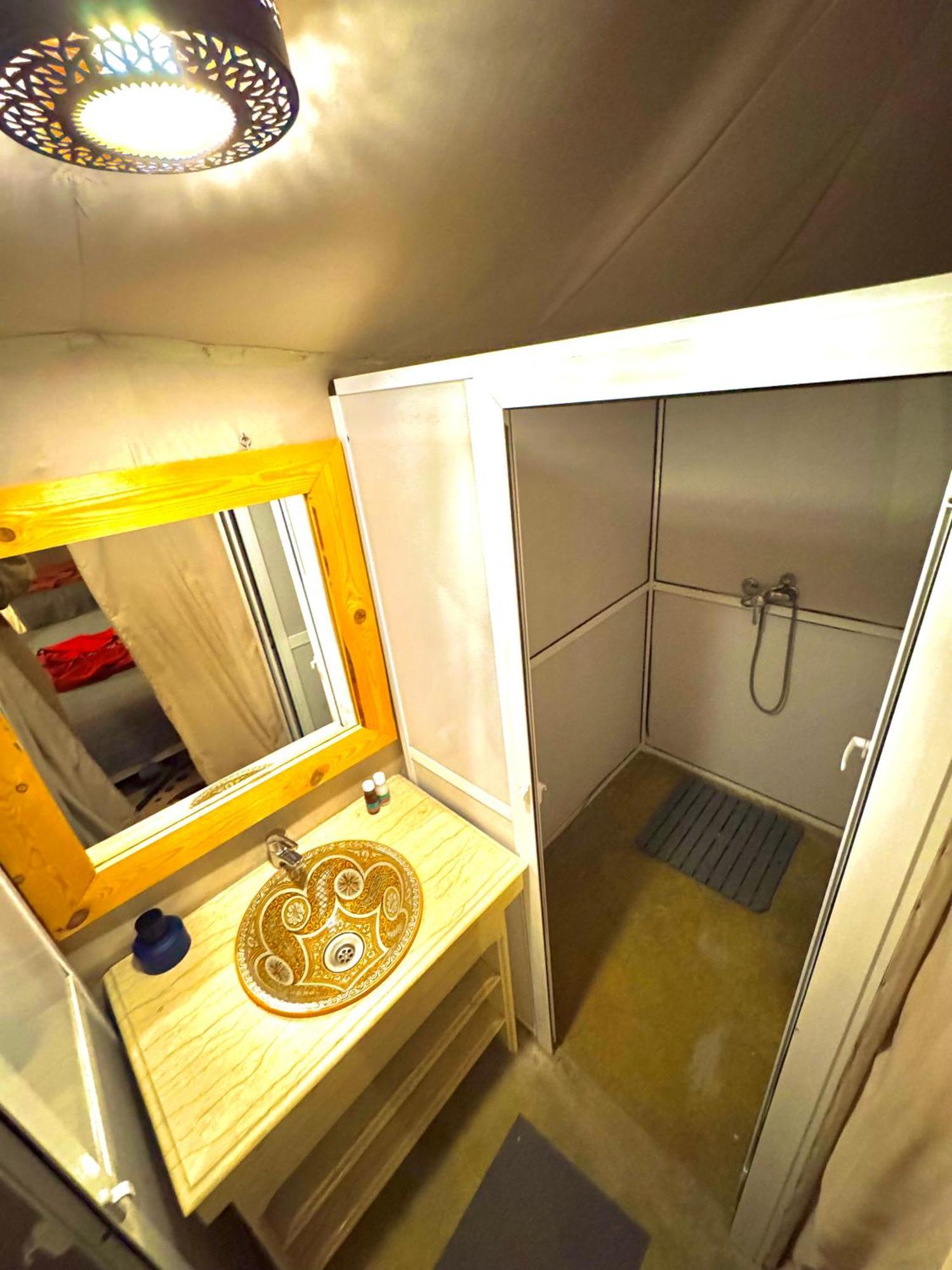 Вилла Sahara Vibes Luxury Camp Мерзуга Экстерьер фото