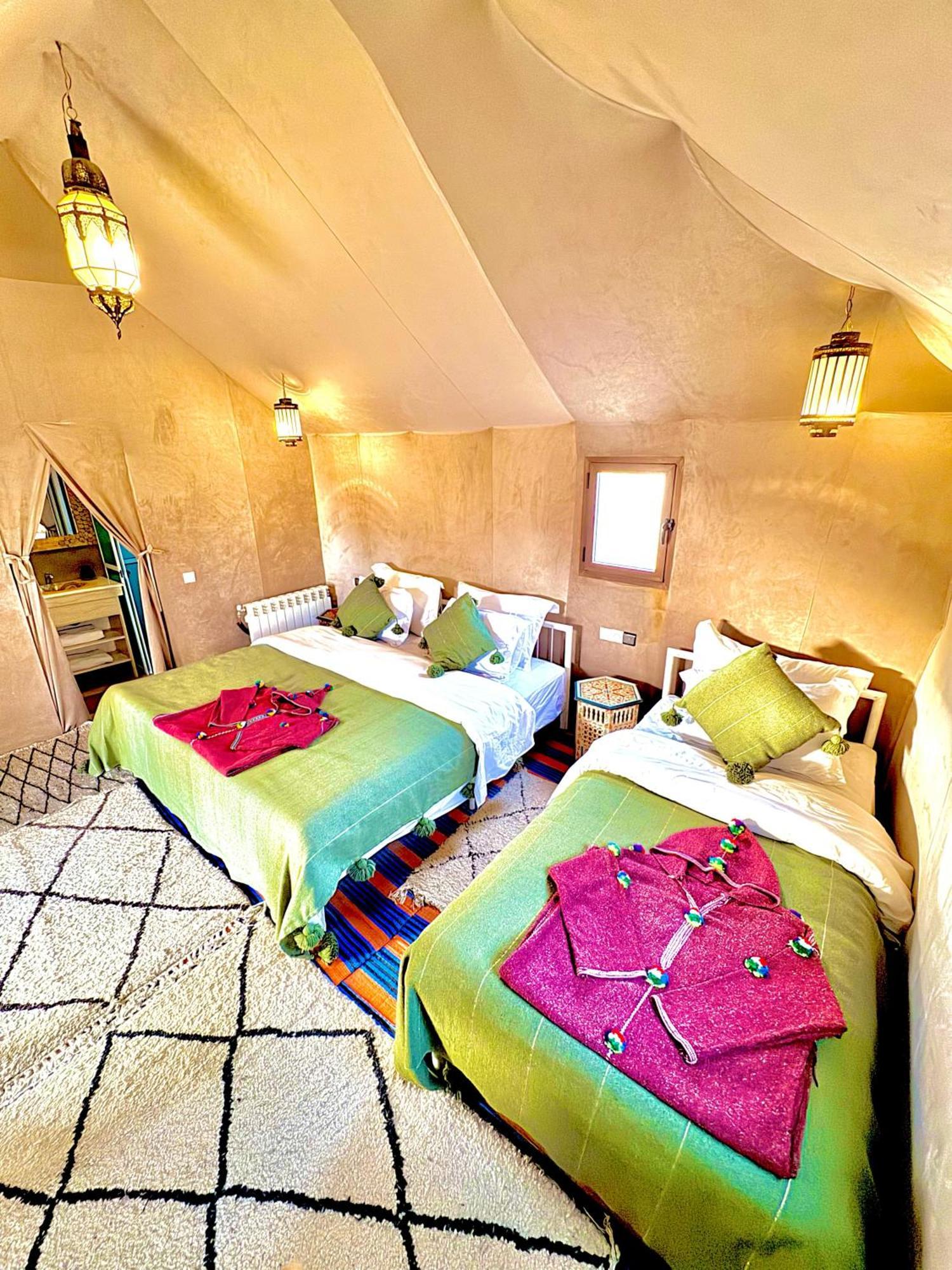 Вилла Sahara Vibes Luxury Camp Мерзуга Экстерьер фото